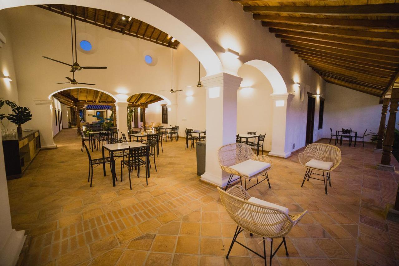 Karakali Boutique Hotel Mompos Exterior photo